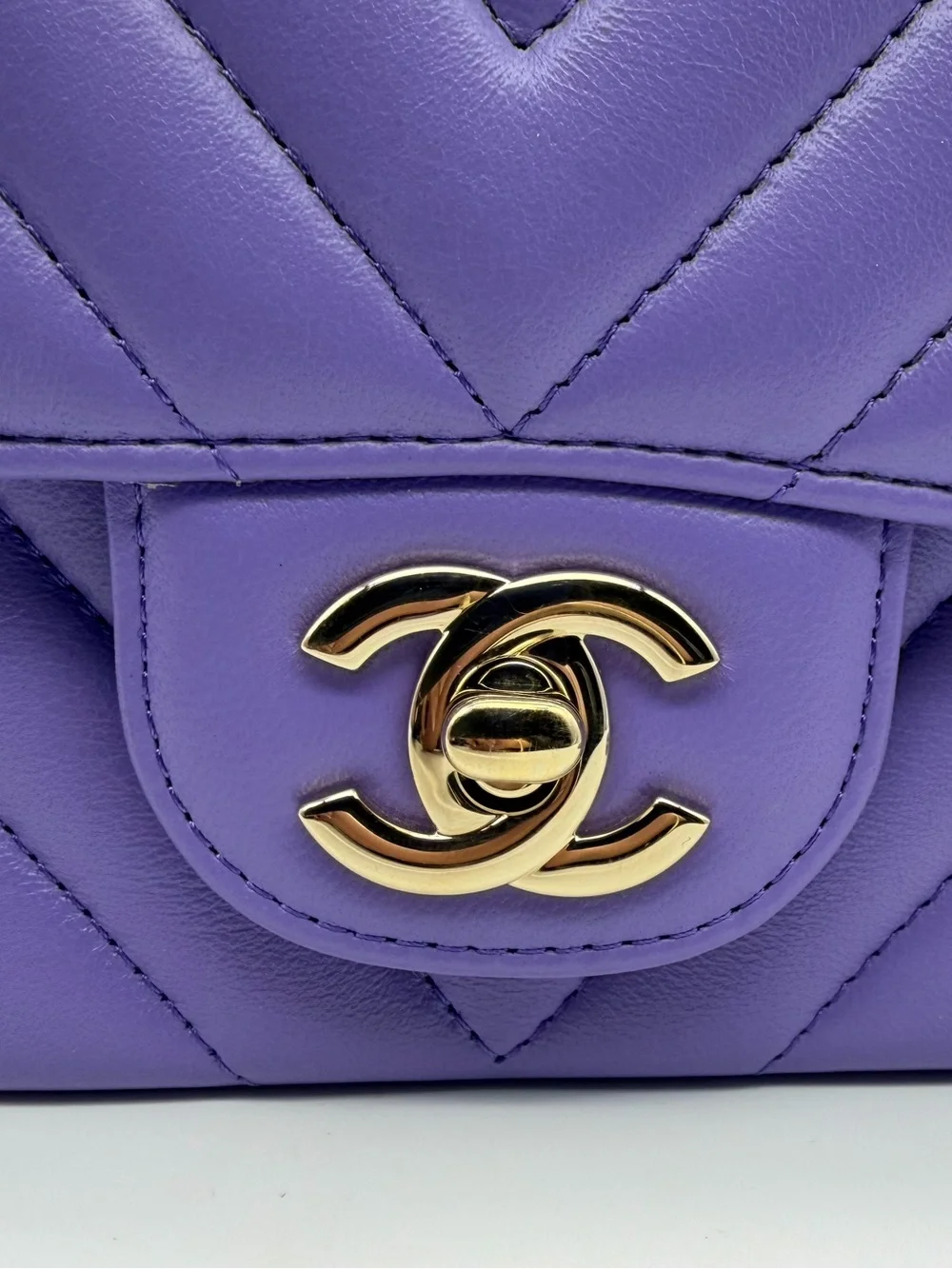 CHANEL Mini Classic Flap Bag